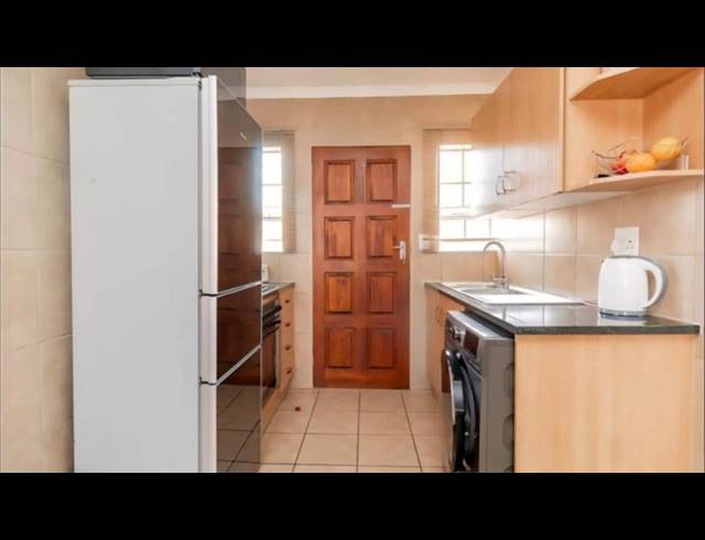 2 BEDROOM TOWNHOUSE FOR SALE IN THATCH HILL ESTATE